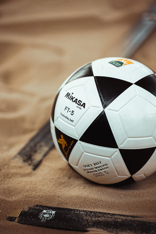 Bola Mikasa FT5 (futevôlei)